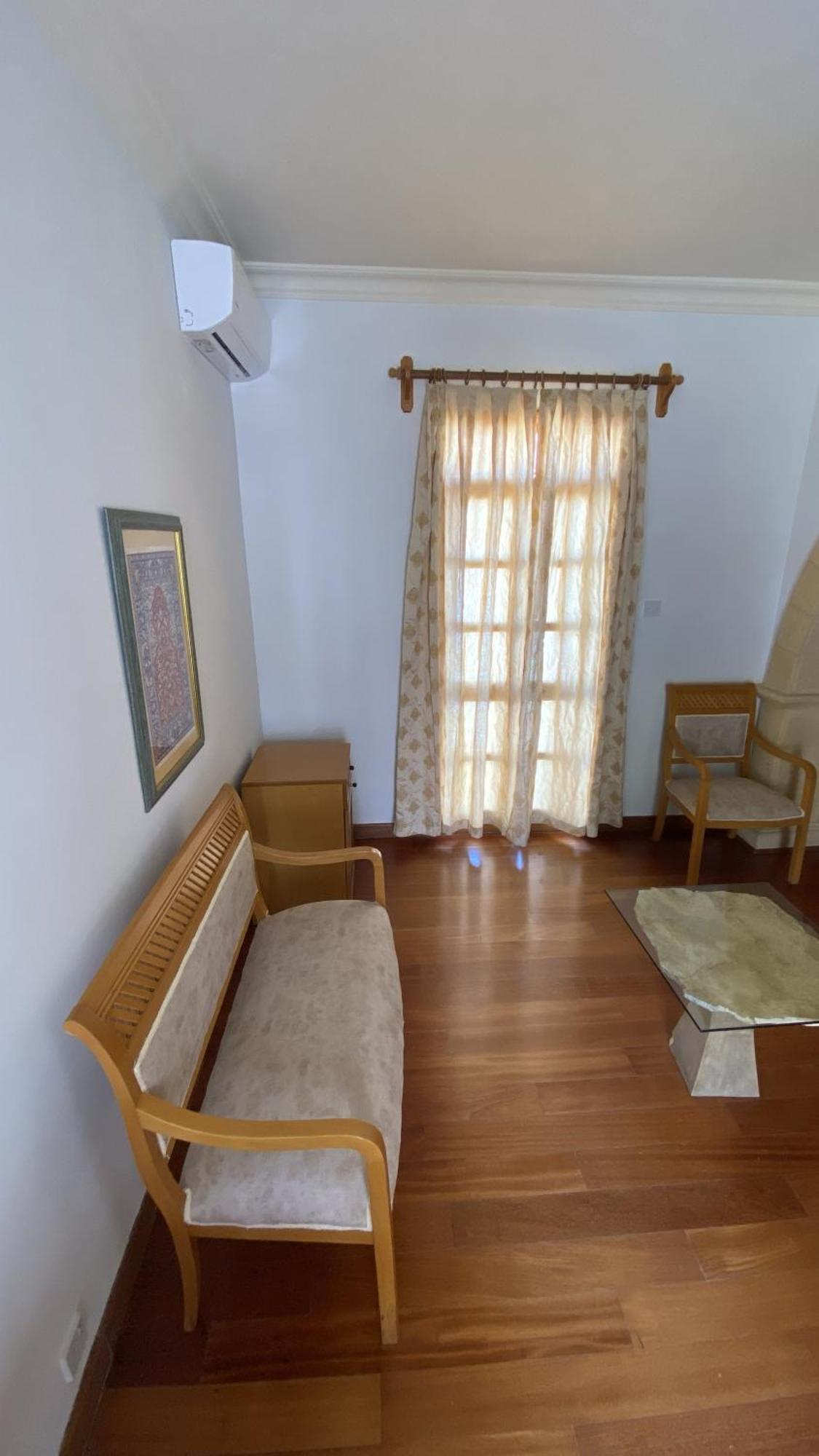Bellapais Abbey Boutique Otel *